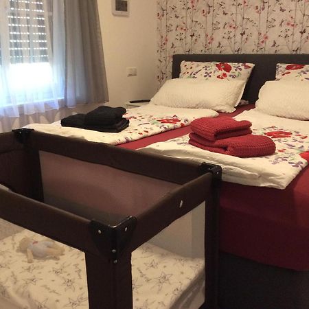 Kaiser Fewo ノイジッツ 部屋 写真